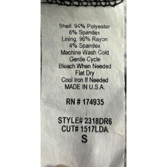 Verse Dress Size Small Black Floral Rouching Cinched Slimming Workwear Classic - Picture 7 of 9